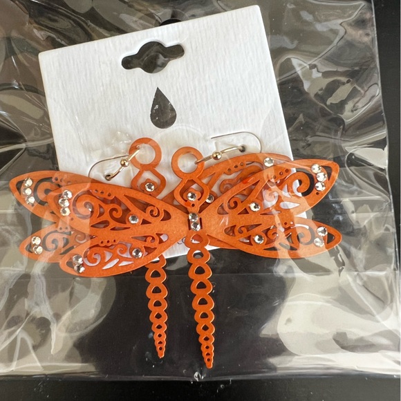 Pierced earrings NWT set of two pair! - Picture 2 of 5